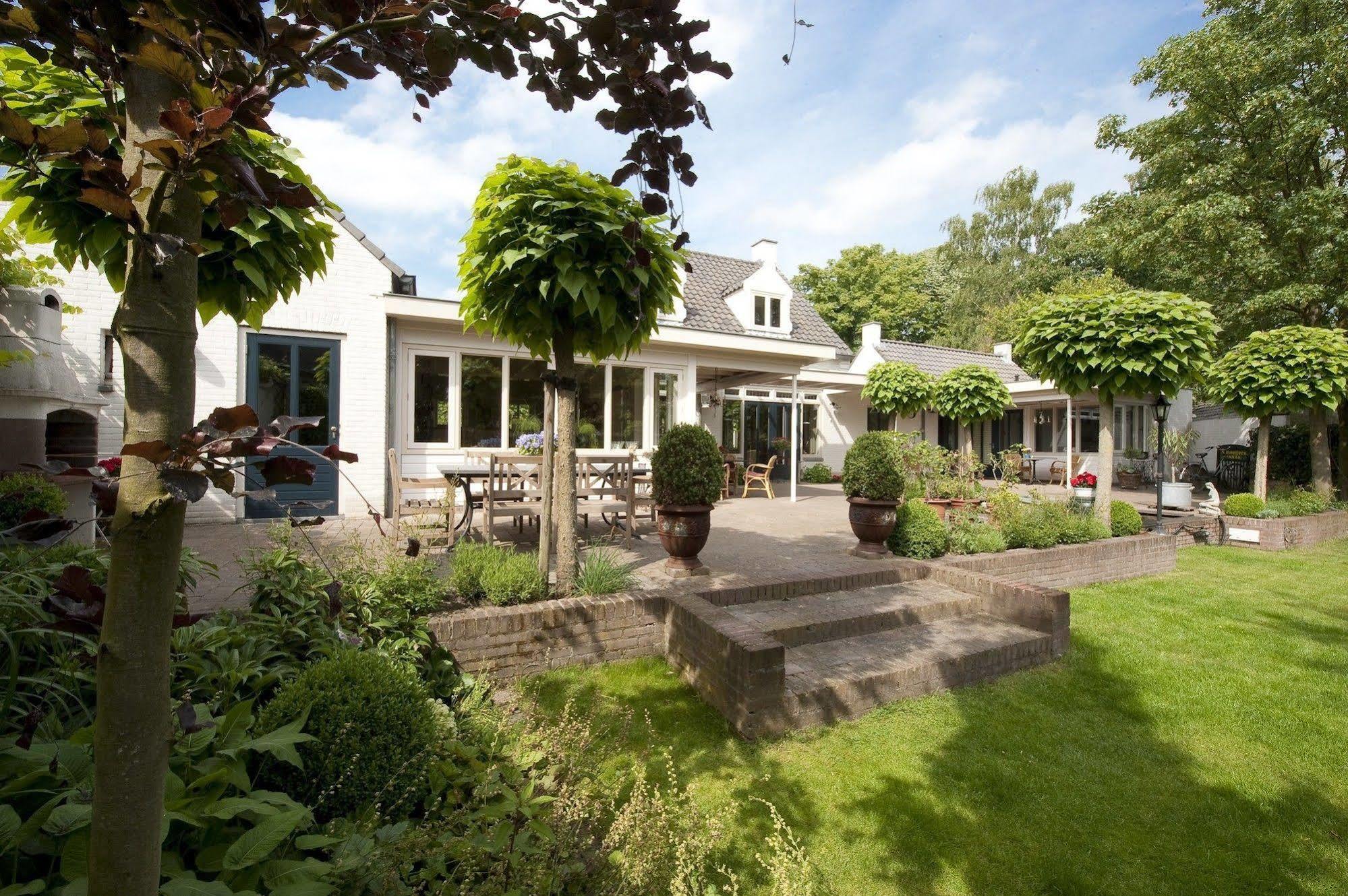 Bed And Breakfast Het Dijkhuis Eersel Esterno foto